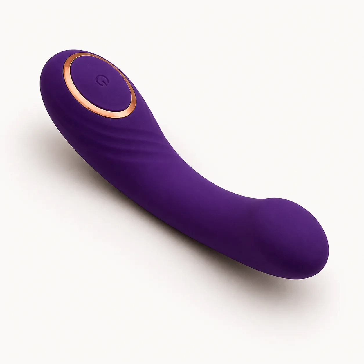 Luna Curved Massager – Rechargeable Violet Design