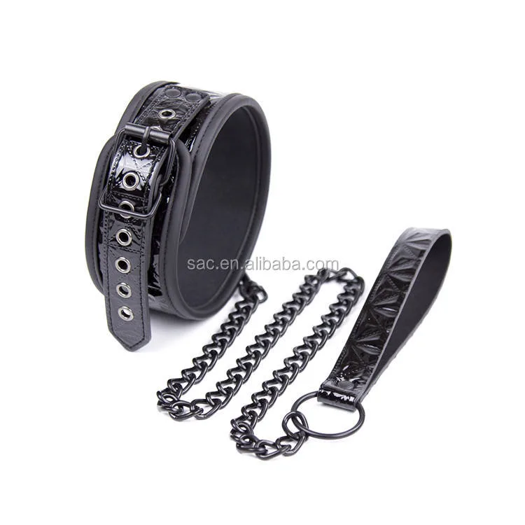 DiamondNoir Padded PU Collar & Chain Lead